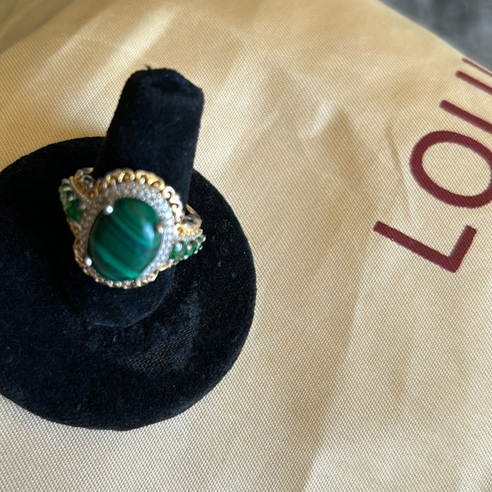Gold plated emerald ring size 7